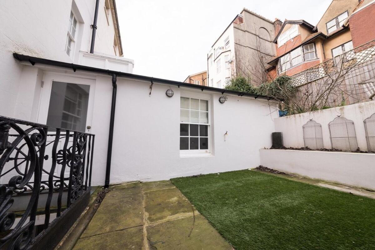 Sea Front St Leonards Villa Hastings Exterior photo